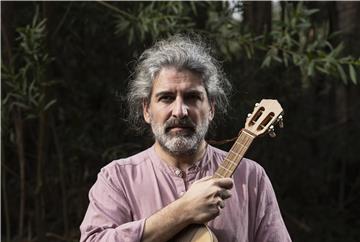 DANIEL PEREIRA CRISTO + COMUNIDADE