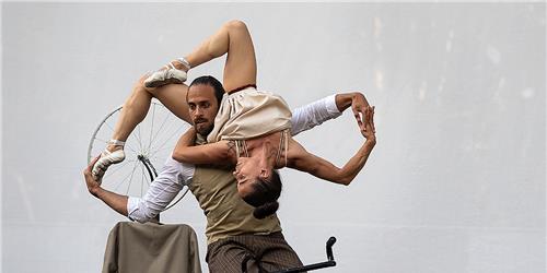 TIME TO LOOP – DUO KAOS (ITÁLIA / GUATEMALA)