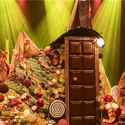 HANSEL E GRETEL: A CASINHA DE CHOCOLATE POR JANGADA TEATRO